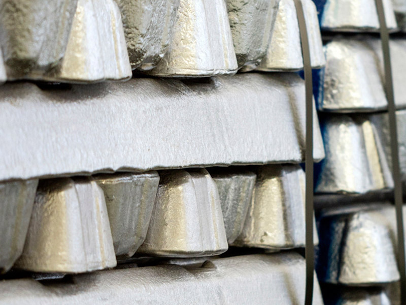 鑄造鋁合金輪轂一個多重？技術(shù)解析與品質(zhì)提升